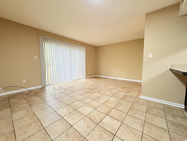 Building Photo - 1936 Portland Ave