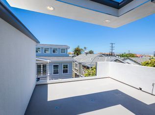 Building Photo - 205 S Irena Ave