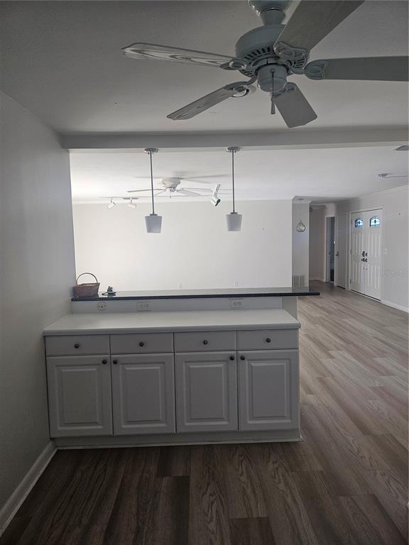 Building Photo - 332 2nd St W