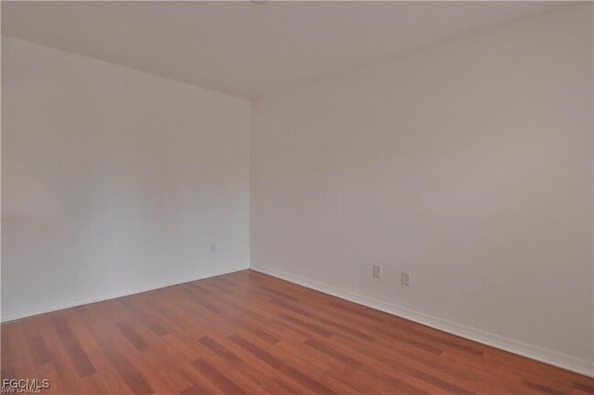 Building Photo - 10211 Tin Maple Dr