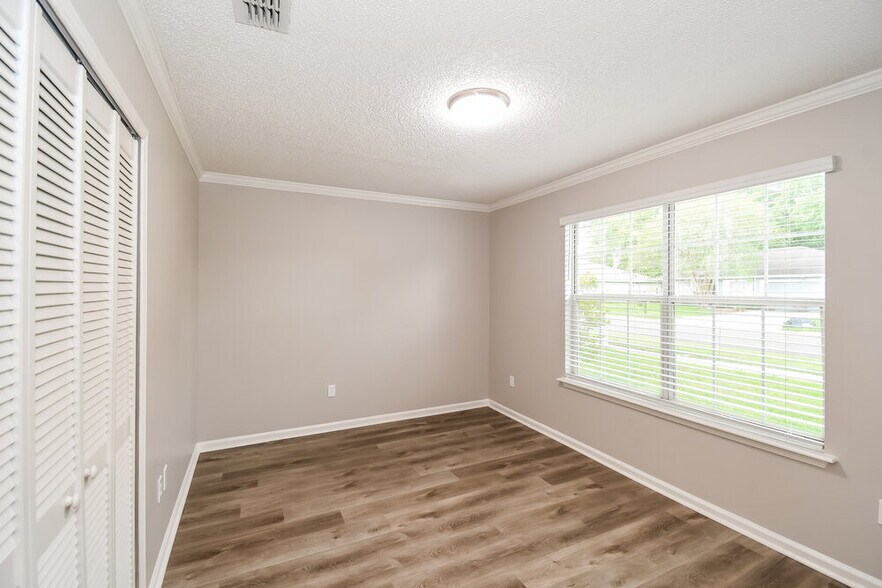 Building Photo - 8359 3 Creeks Blvd