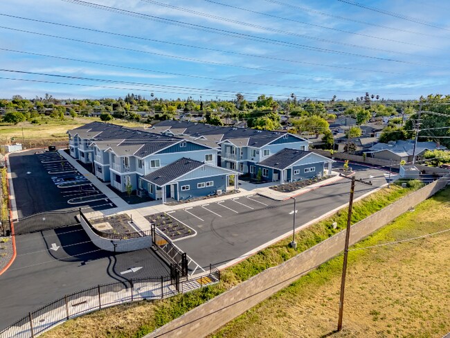 Building Photo - 6470 Stockton Blvd