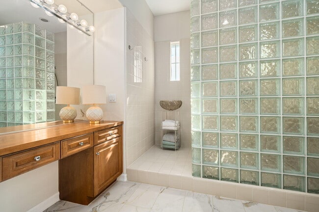 Building Photo - 78980 Citrus