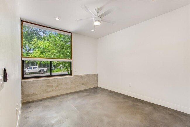 Building Photo - 3801 Grayson Ln