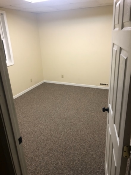 Building Photo - 1615 N 18th St