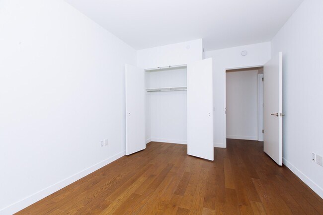 Building Photo - 99 Hudson St