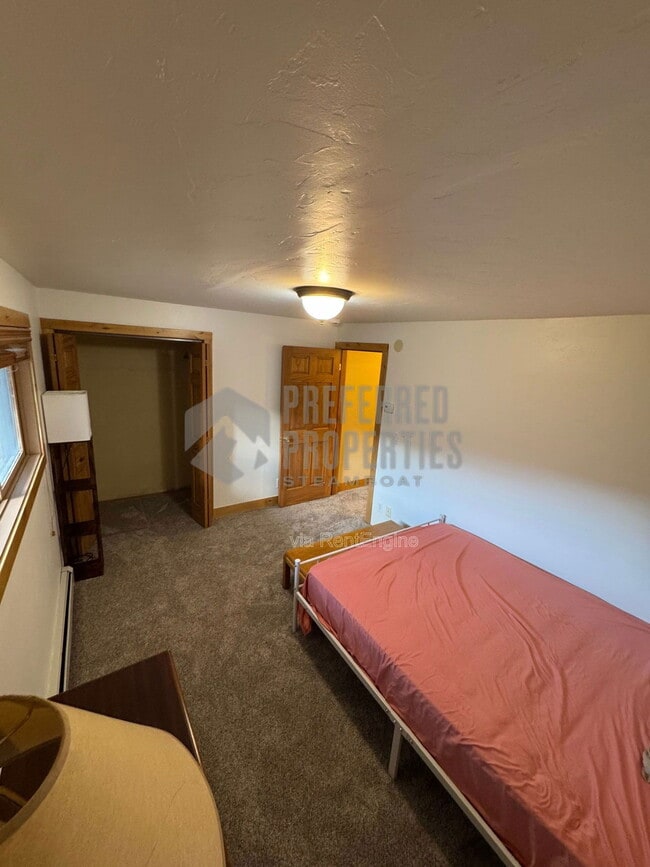 Building Photo - 2930 Alpenglow Way