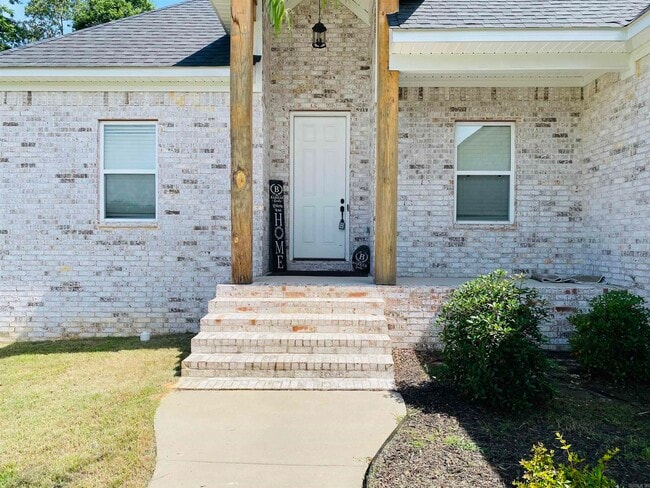 Building Photo - 5104 Peace Ln