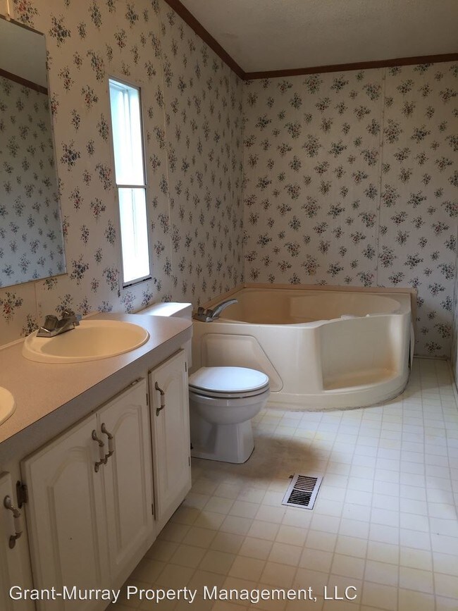 Building Photo - 3 br, 2 bath House - 70 Lexington Lane