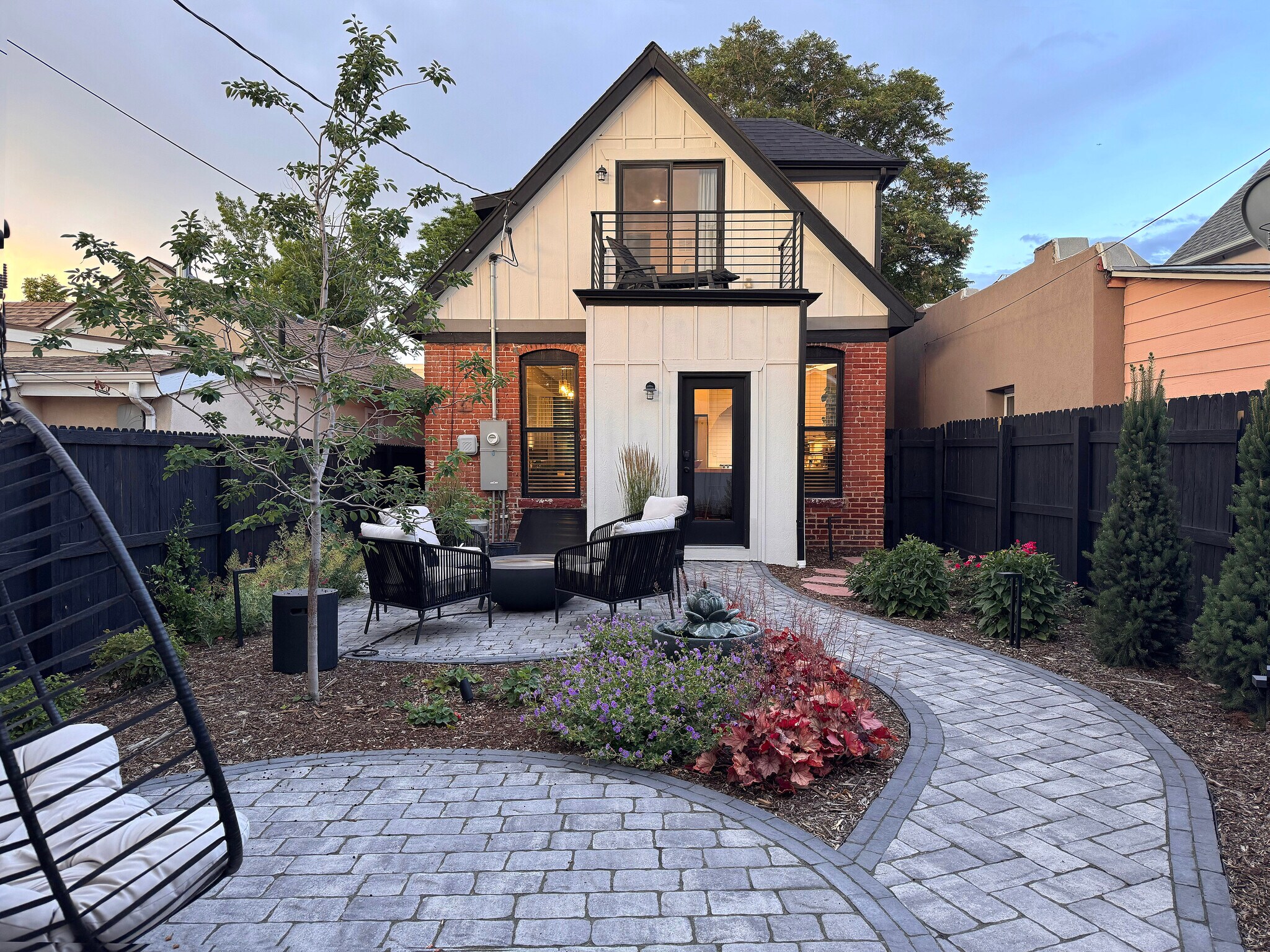 Building Photo - 751 Elati St