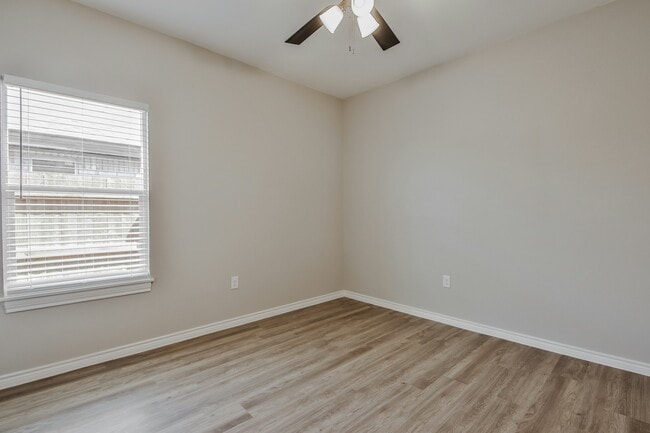 Building Photo - 1313 Corpus Ave