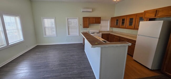 Building Photo - 2804 Avenue H
