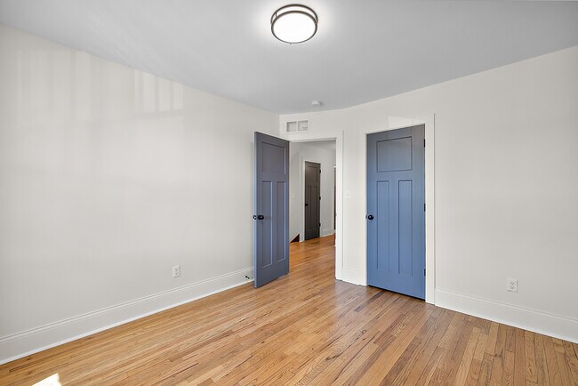 Building Photo - 7464 Woodrow Wilson St