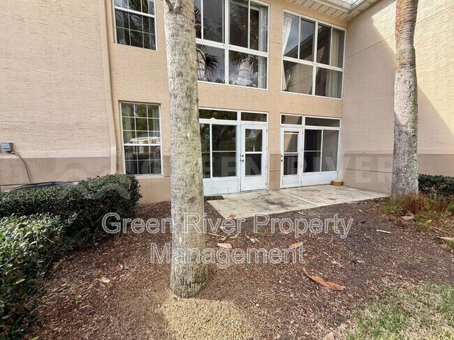 Building Photo - 204 Augusta Cir