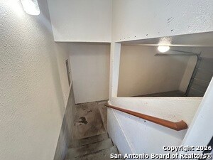 Building Photo - 11216 Center Point Rd