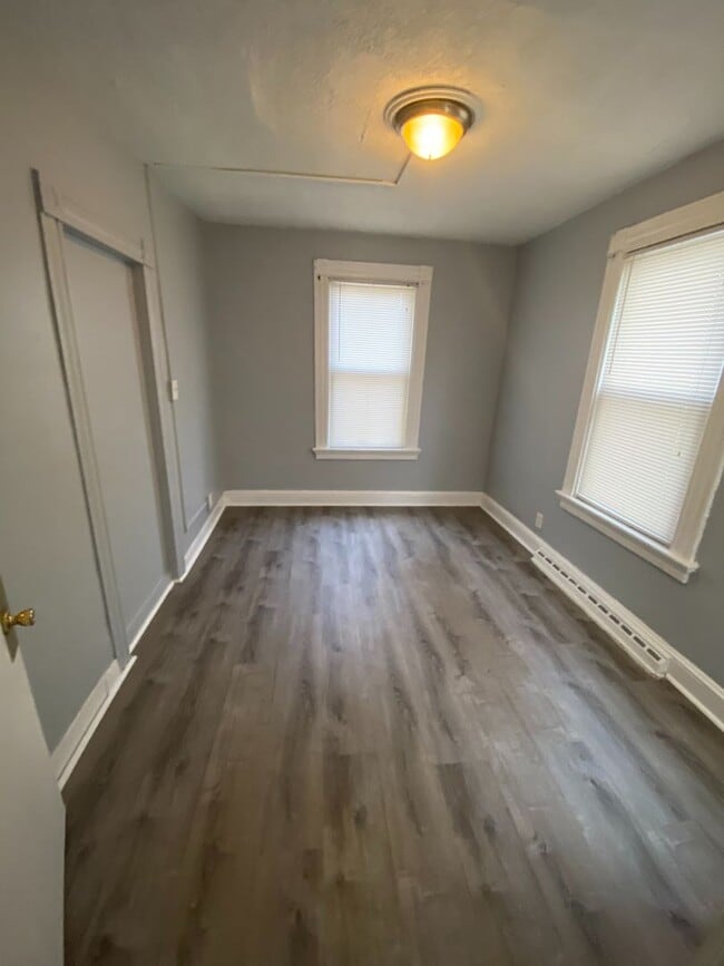 Building Photo - SINGLE FAMILY HOUSE FOR RENT