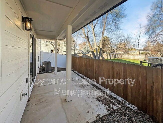 Building Photo - 2314 N 35th St