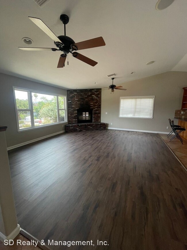 Building Photo - 3 br, 3 bath House - 8646 GOLDEN RIDGE ROAD