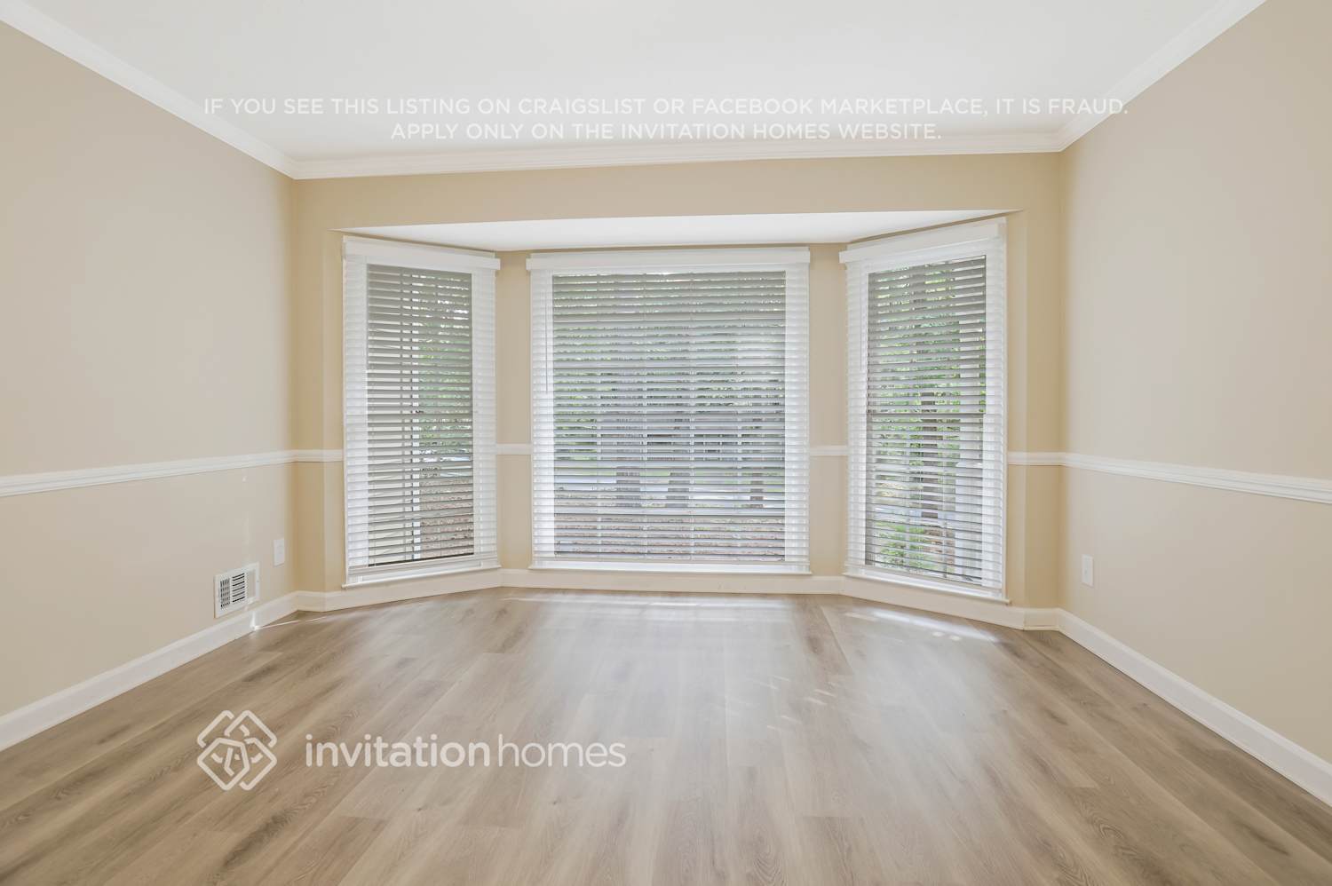 Building Photo - 276 Chambre Ct SW