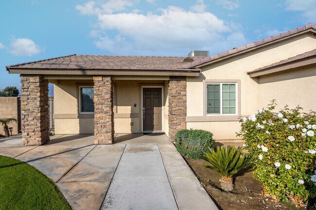 Building Photo - 6212 Ajooni Ct