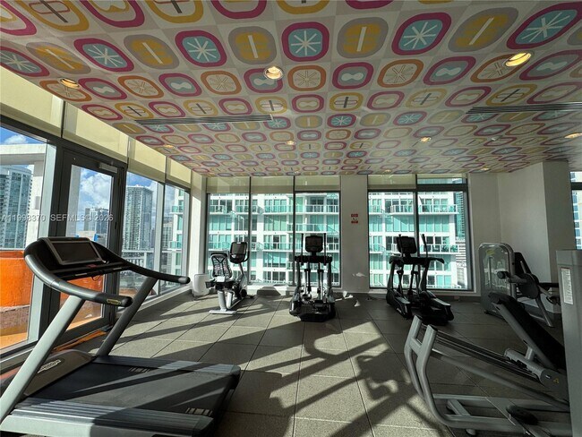 Building Photo - 31 SE 6th St