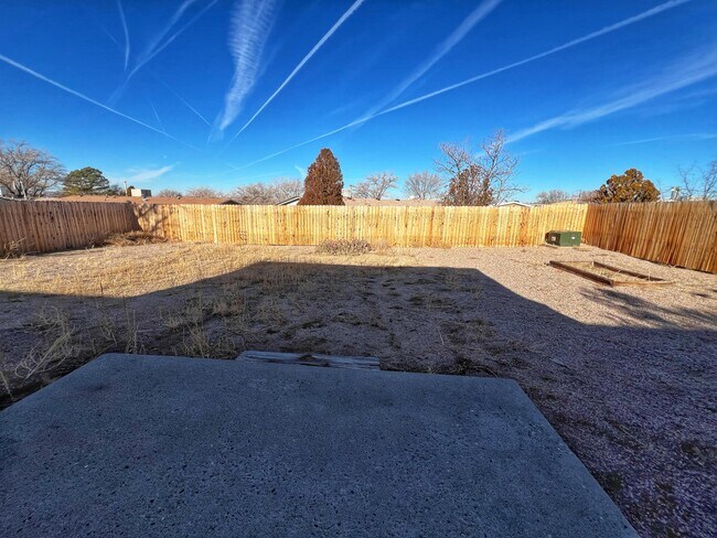 Building Photo - 12509 Nambe Ave NE