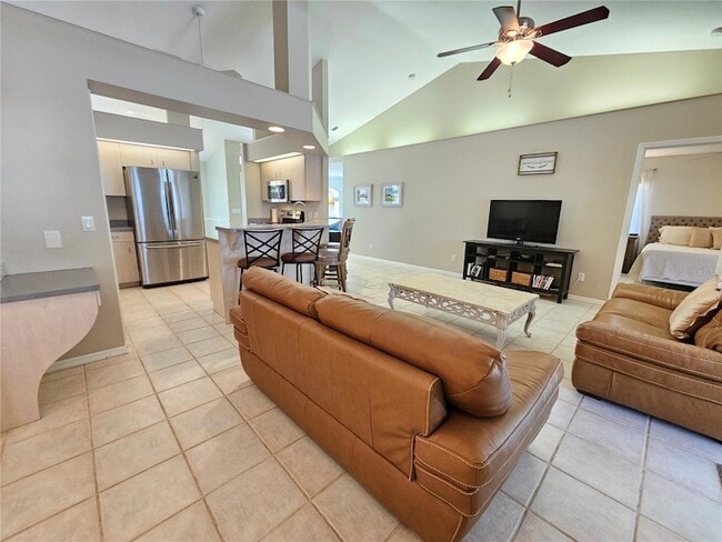 Building Photo - 1180 Palmetto Dr