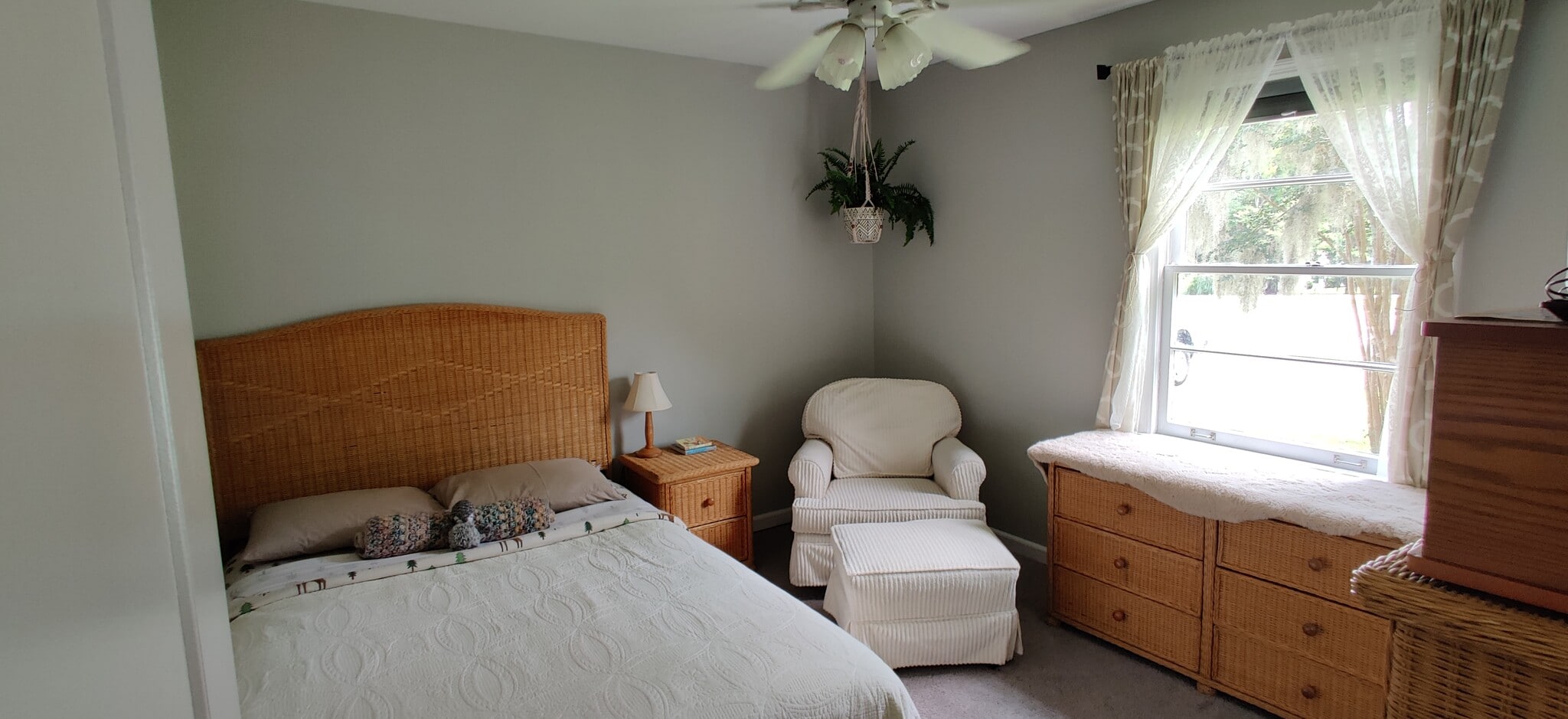 room #1 - 102 Anna Ct