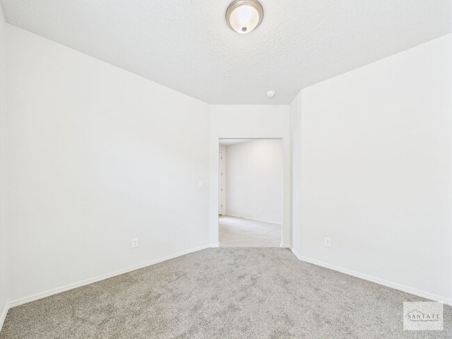Building Photo - Brand New DR Horton Home Available Now