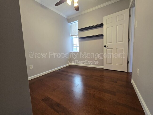 Building Photo - 1649 S Bailey St