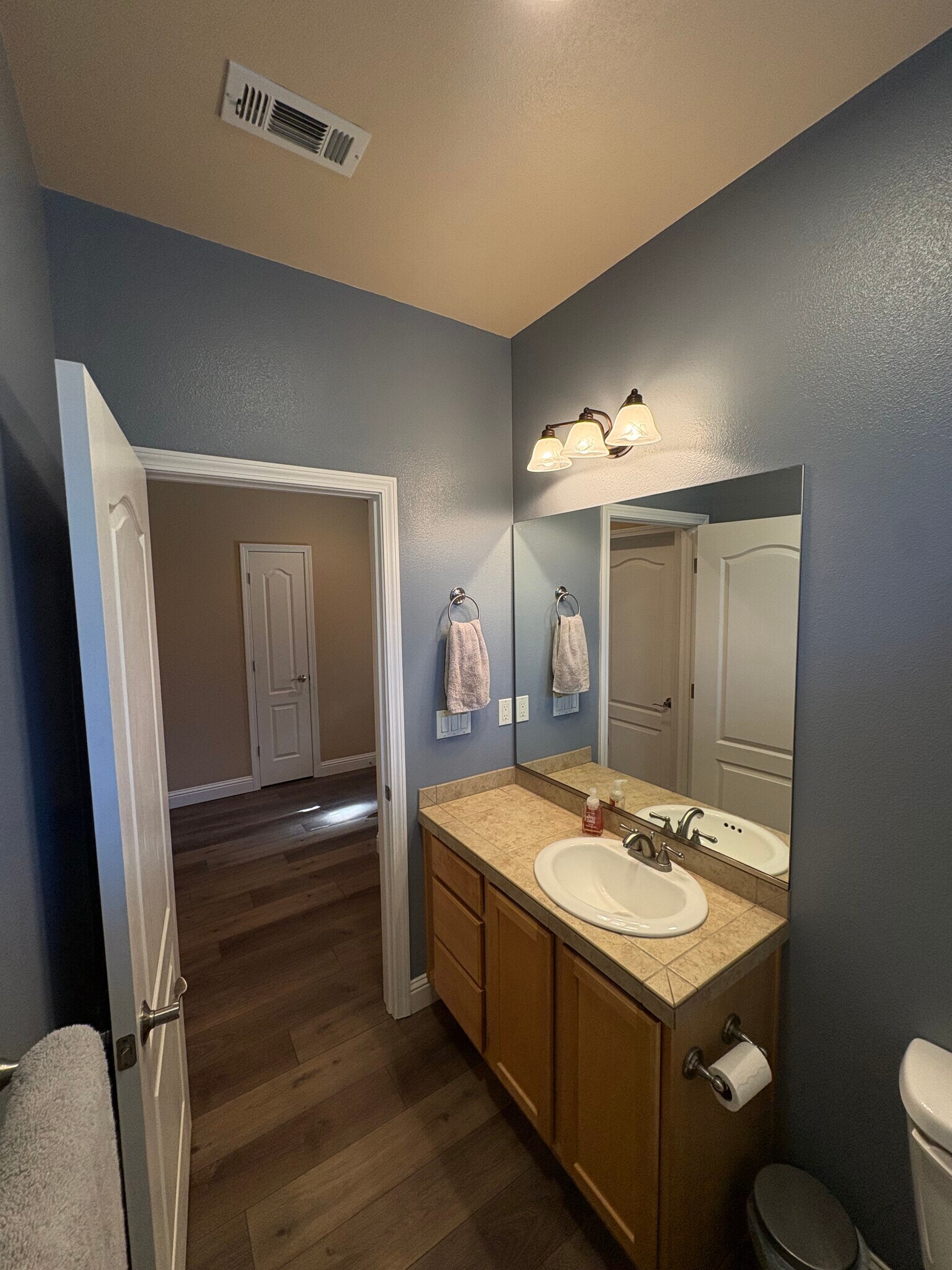 Building Photo - 4888 Lofty Oak Dr