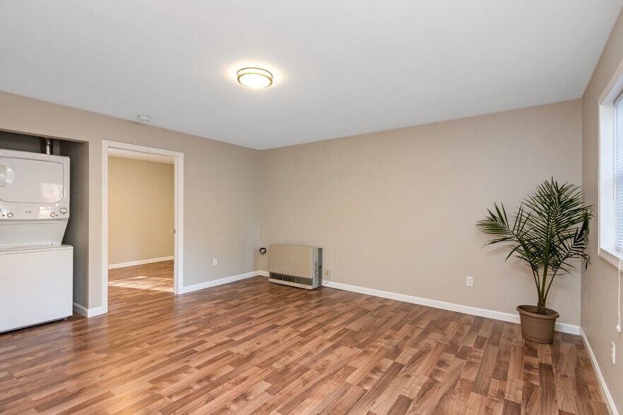 Building Photo - 293 Craig Ln