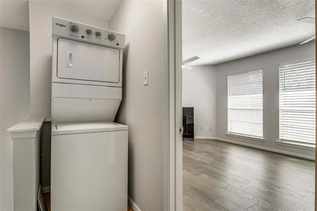 Building Photo - 4044 Buena Vista St