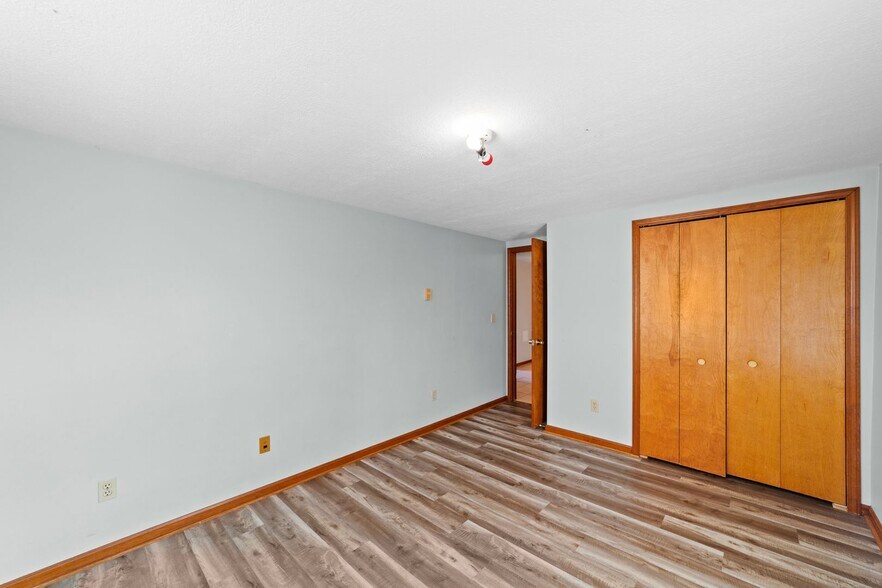 Building Photo - 6256 Wayland Rd