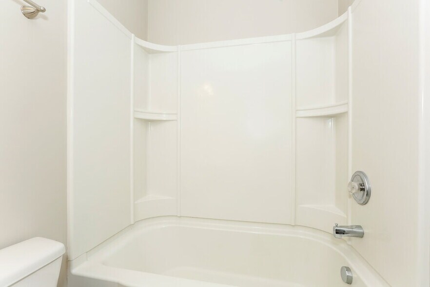 Building Photo - 11723 Bending Branch Rd