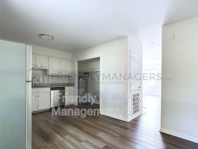 Building Photo - 4071 Greene Haven Dr