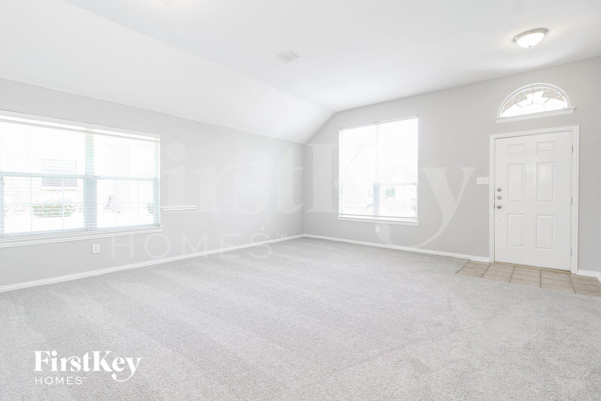 Building Photo - 8 Willowstone Ct