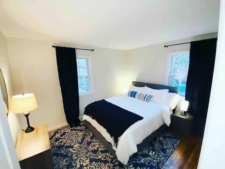 Building Photo - 19 Curt Blvd