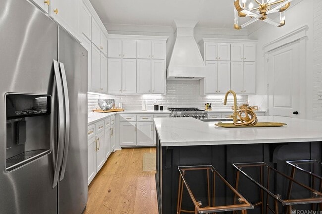 Building Photo - 3317 Pointe-Marie Dr