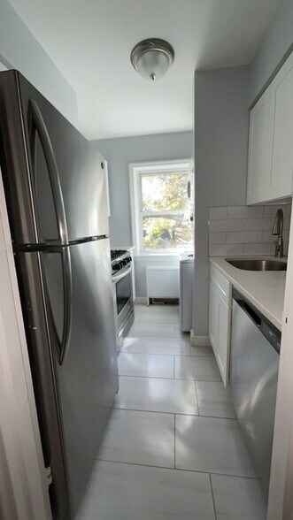 Primary Photo - 56-Village Court Apartments, LLC