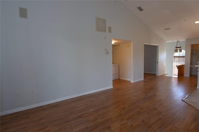 Building Photo - 8355 Glen Rose Way