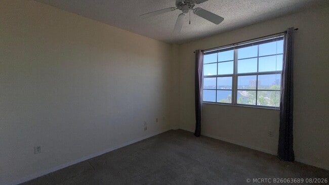 Building Photo - 1801 N Flagler Dr