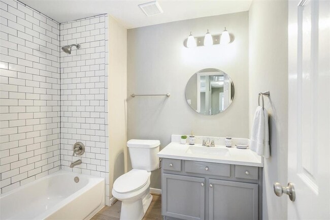 Building Photo - 25234 Clover Ranch Dr