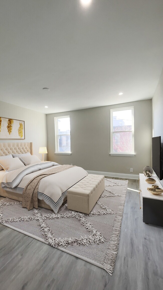 Building Photo - 1335 S Stanley St