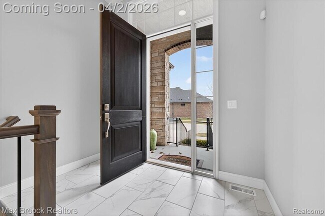 Building Photo - 43721 Legacy Dr