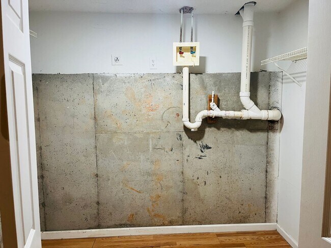 Building Photo - Charming 3 bed, 2 full bath home in Villa Rica!