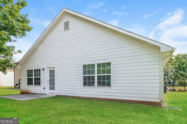 Building Photo - 292 Klinetop Dr