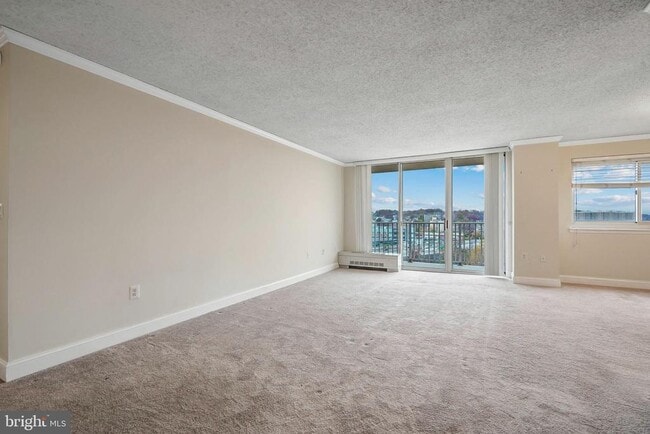 Building Photo - 1225 Martha Custis Dr