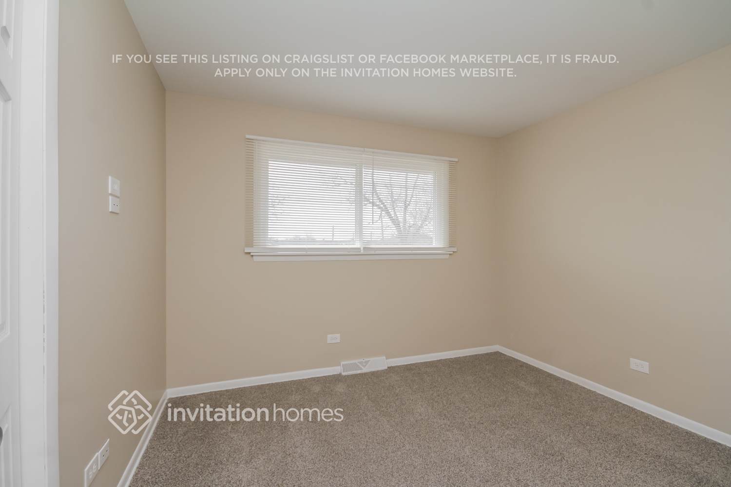 Building Photo - 17342 Oriole Ave