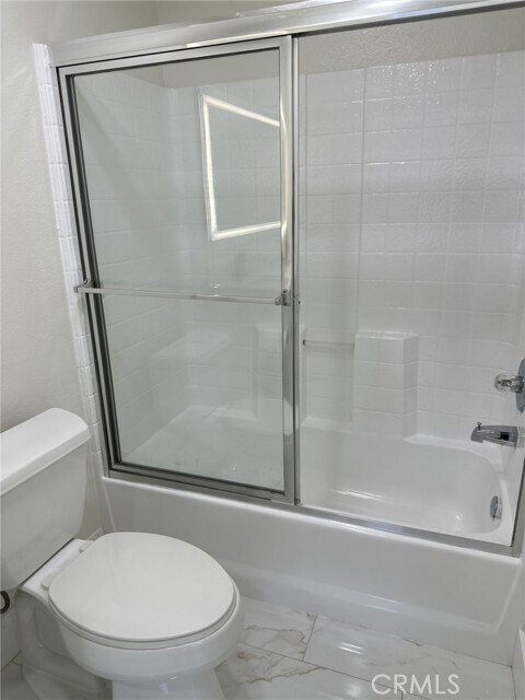 Building Photo - 38 Sobrante